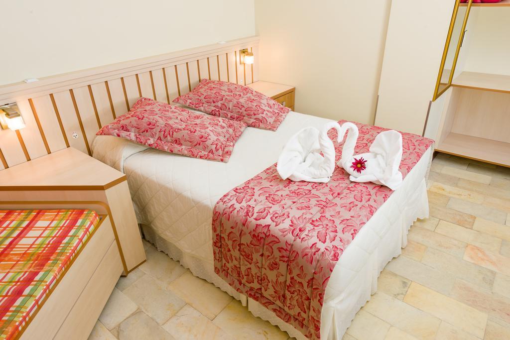 Apartamento com Varanda e Churrasqueira 10